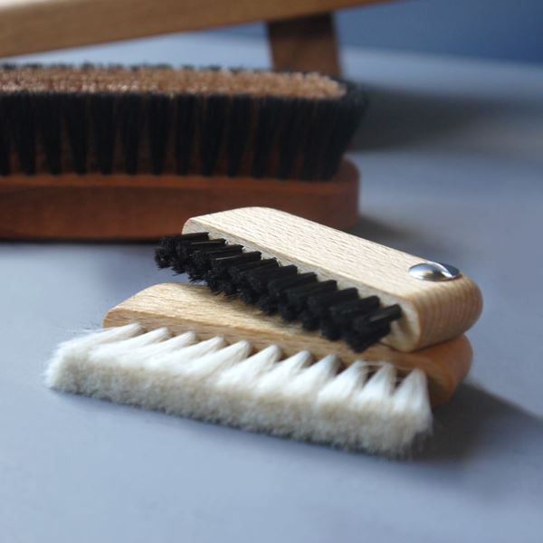 Picture of Oiled Beechwood Laptop Brush