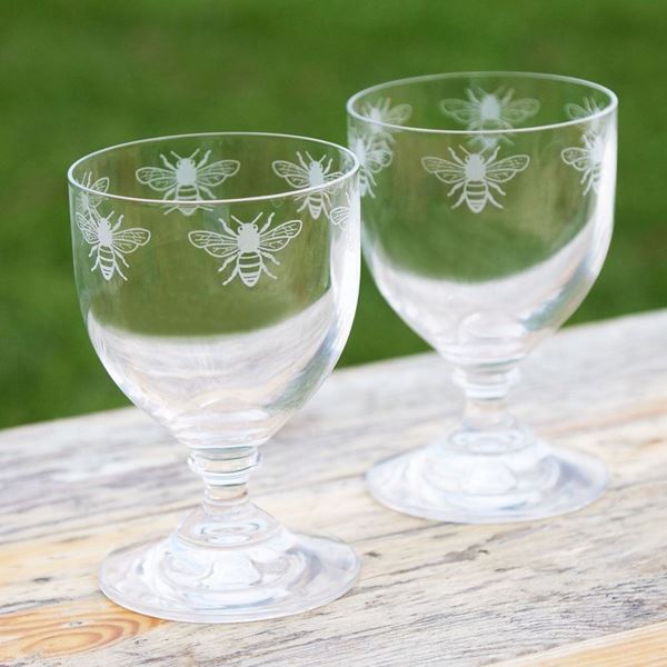 Picture of A Pair of Bee Wine Glasses