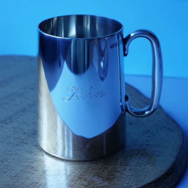 straight-sided-pewter-pint-tankard