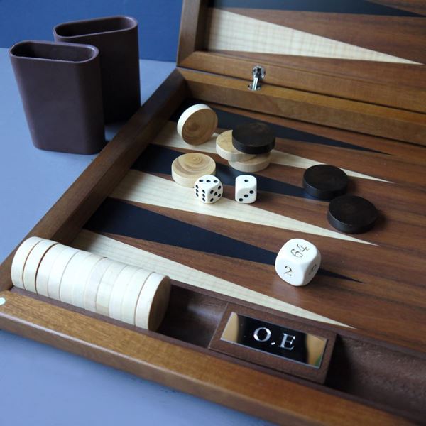 https://www.inkerman.co.uk/walnut-backgammon-board-2