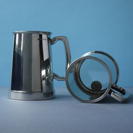 Tankard with pewter and glass base