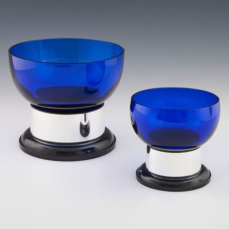 Cobalt blue bowl on plinth with silver plate Band
